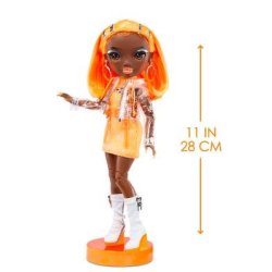 Rainbow High Fashion - Michelle St. Charles dukke