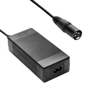 AK-EV-01 Akyga Lader