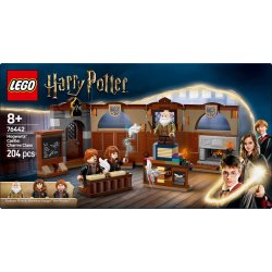 LEGO Harry Potter 76442 Hogwarts Slot: Besv�rgelsesklasse