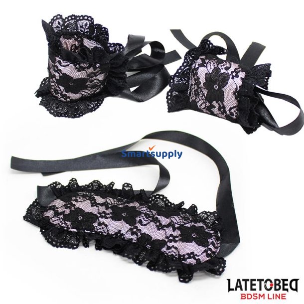 2 Piece Set Lace lindfold and Handcuffs