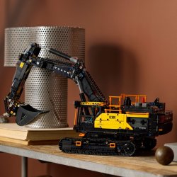 Bricks Technic 42215 Volvo EC500 Hybrid Gravemaskine