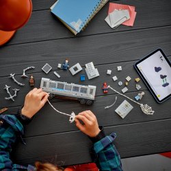 Spider-Man vs. Doc Ock Subway Train Scene