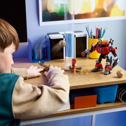 Knuckles vs. Dr. Eggman Egg Crusher Mech