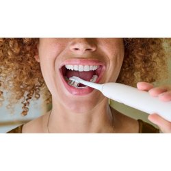 S�t med 4 All-in-One HX9094/87 spidser