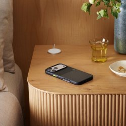 Beats iPhone 17 Pro Max Rugged Case med MagSafe og Kamerakontrol - Everest Black