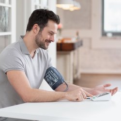 Medisana Bu 586 Overarm Automatic 2 Bruger(E)