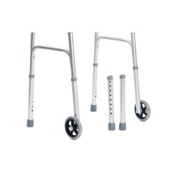 Trefunktionel rollator til genoptrning