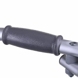 Trefunktionel rollator til genoptrning