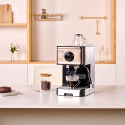 Black+Decker BXCO1200E espressomaskine med flaske