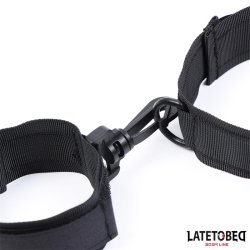 Collar with Wrist Restraints Nylon