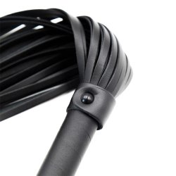 Neoprene Style Flogger 48.5cm
