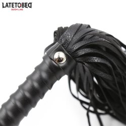 Textured Handle Flogger Black 48.5cm